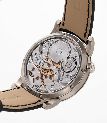 Legacy Machine 101 in White Gold