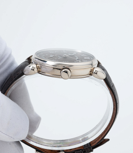 Vingt-8 in White Gold with "Havana" Dial with White Gold Movement from the first 50 ever made