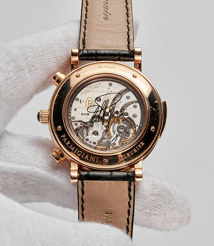 Toric Minute Repeater GMT in Rose Gold
