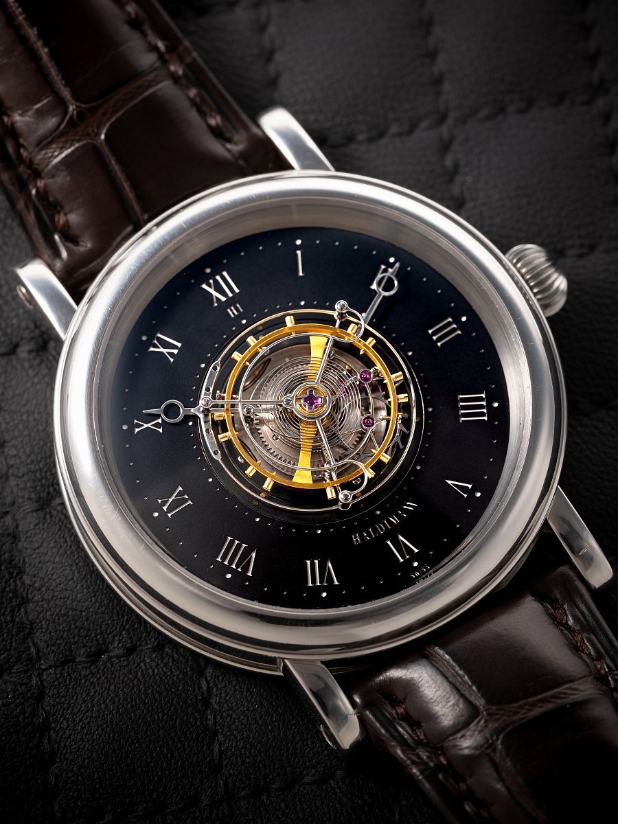 H1 Flying Tourbillon in Platinum with Black Dial