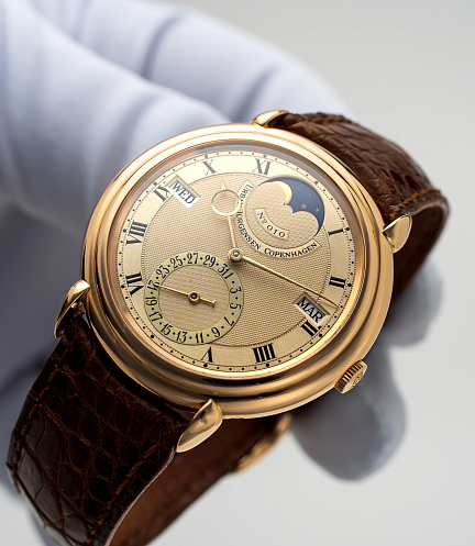 Early Reference 2 in Rose Gold with Dore Dial