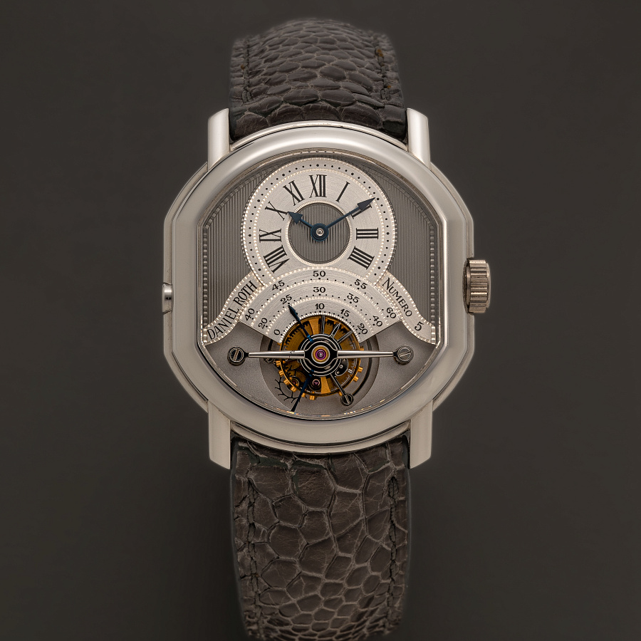 Regulateur Tourbillon in Stainless Steel