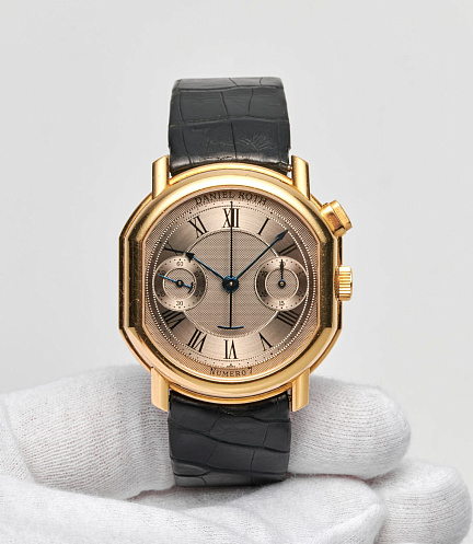 Monopusher in Yellow Gold