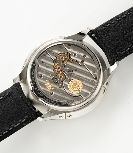 DC1 in Stainless Steel with Brushed Silver-Coloured Platinum Dial