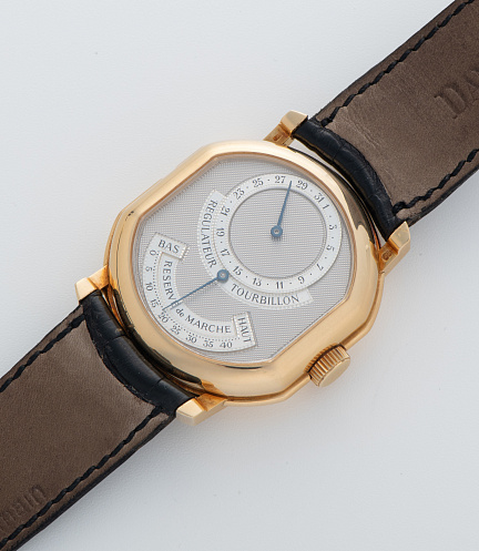 Regulateur Tourbillon in Yellow Gold with Clous de Paris