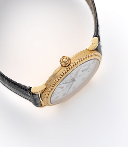 Travel Time in Rose Gold