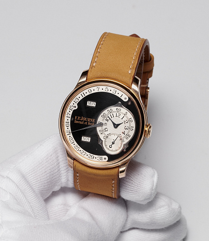 Octa Calendrier with Black MOP Dial "Sincere Edition"
