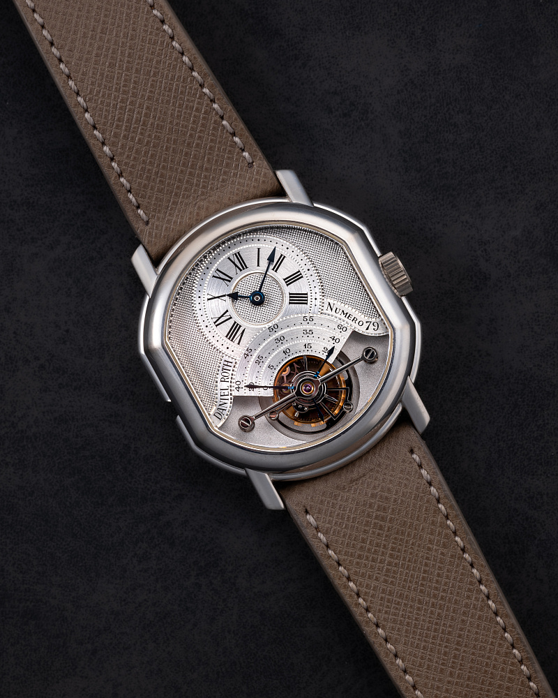 Regulateur Tourbillon in White Gold with Clous de Paris
