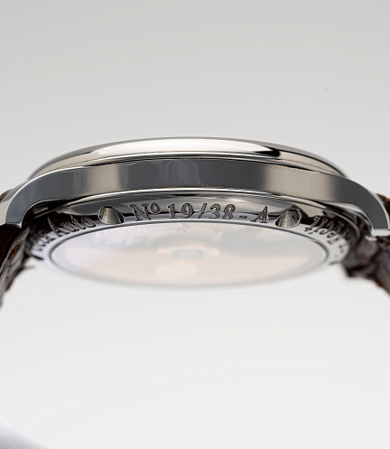 Octa Reserve De Mache in Stainless Steel