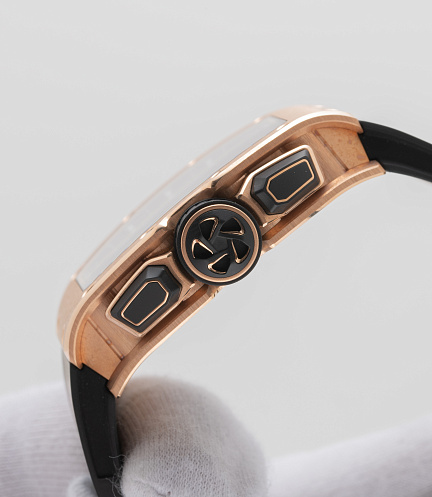 Automatic Winding Lifestyle Flyback Chronograph