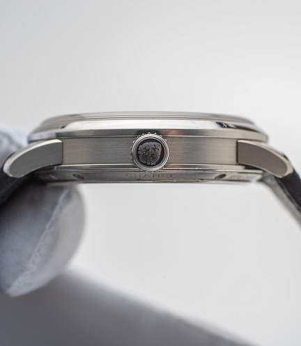 Monsieur De Chanel in Platinum with Black Enamel Dial by Romain Gauthier