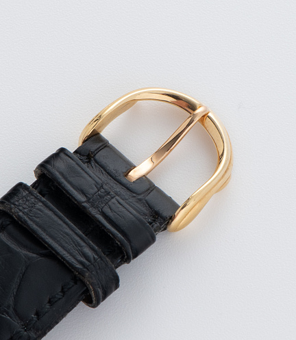 Reference 1 in Yellow Gold with a Historical Engraving on the Back Case