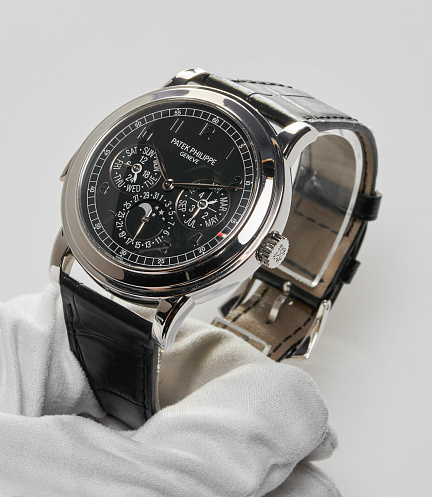 Perpetual Calendar Minute Repeater