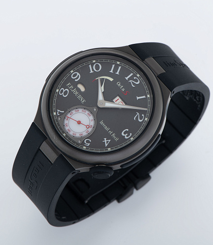 Octa Sport in Titanium after Service on a Long Strap