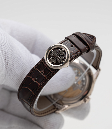 Annual Calendar in White Gold with Salmon Dial Limited to 15 Pieces