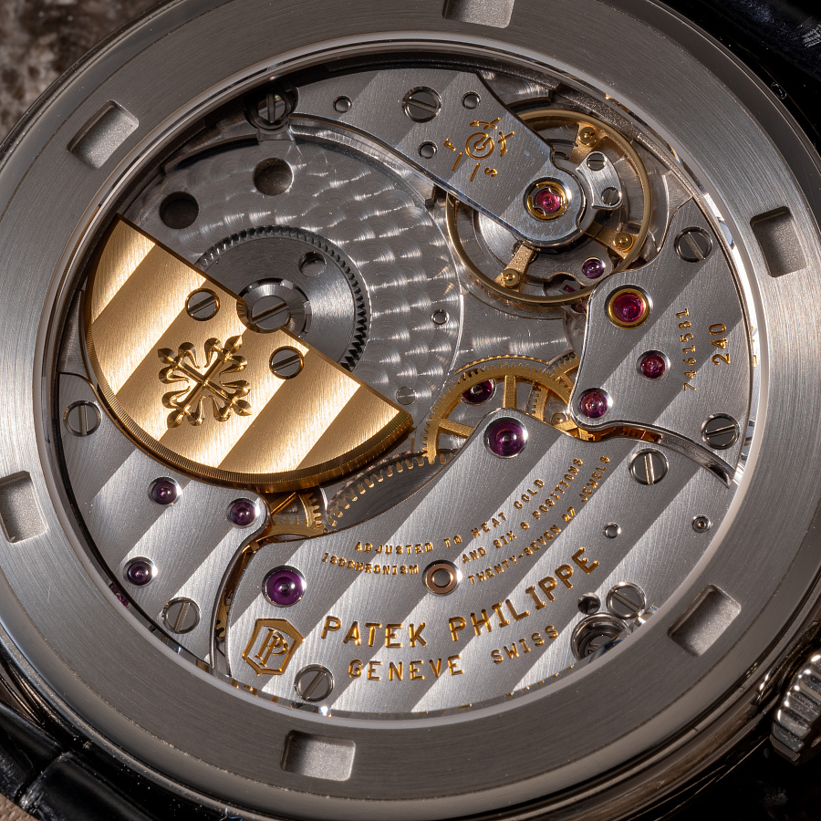 Calatrava Volutes and Arabesques in Platinum