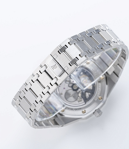 Royal Oak Perpetual Calendar in Steel and Platinum