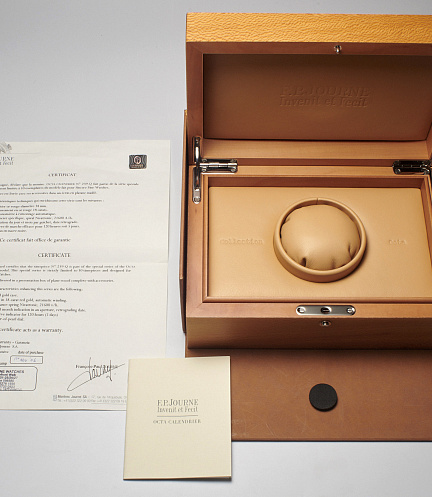 Octa Calendrier with Black MOP Dial "Sincere Edition"