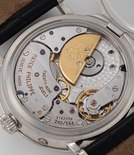 Power Reserve Moonphase in Platinum