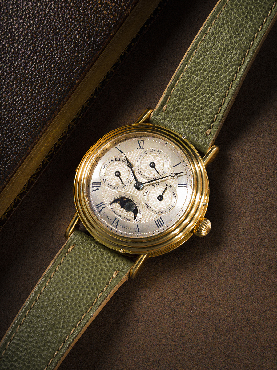 Minute Repeater Perpetual Calendar in Yellow Gold