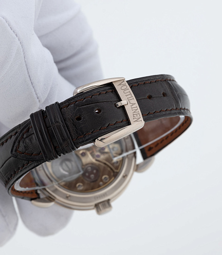 Vingt-8 in White Gold with "Havana" Dial with White Gold Movement from the first 50 ever made