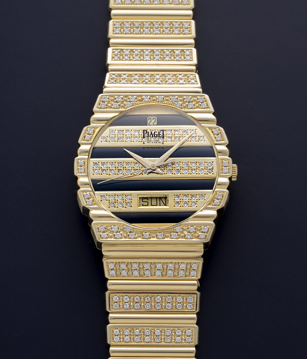 Polo with Onyx Dial in Yellow Gold and Diamonds with Service Warranty