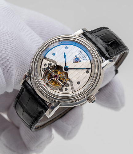 Toric Tourbillon in Platinum