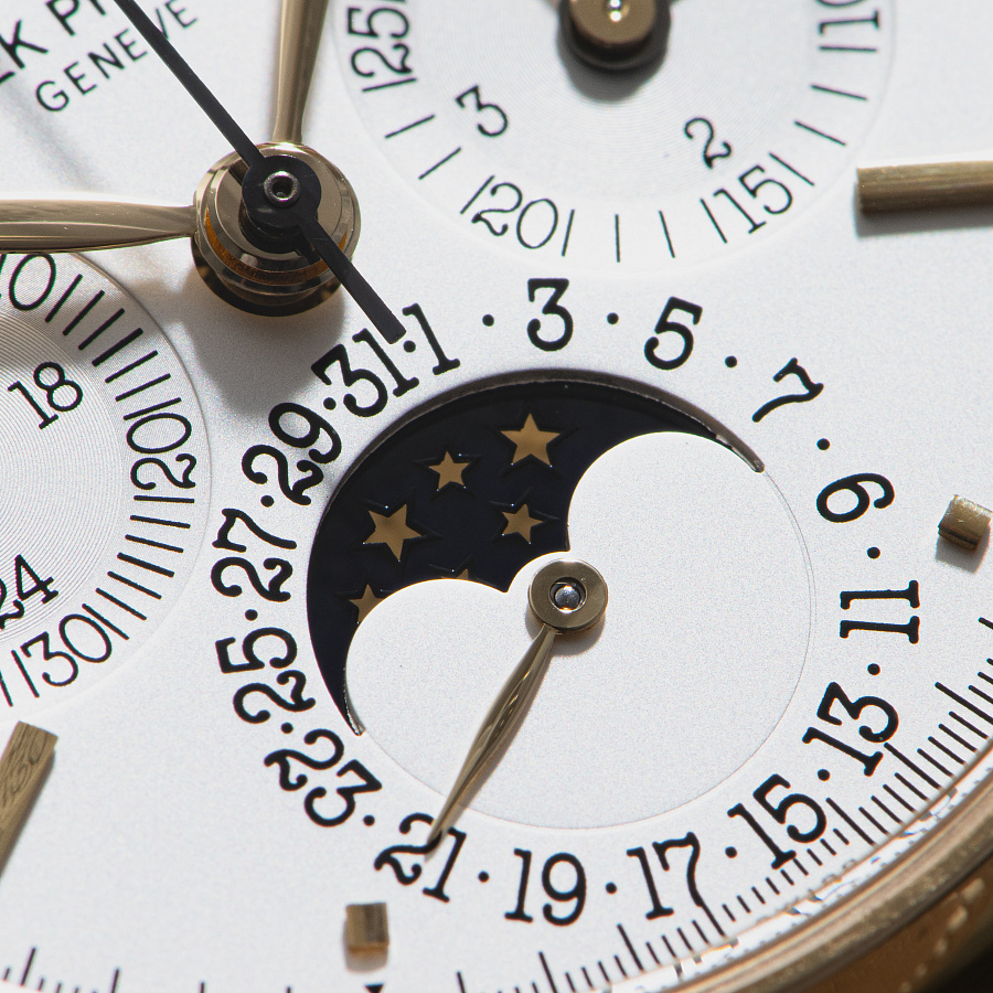 Perpetual Calendar Chronograph in Yellow Gold