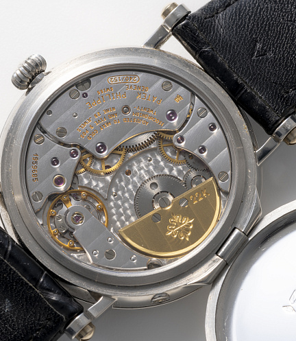 Moonphase Power Reserve in Platinum