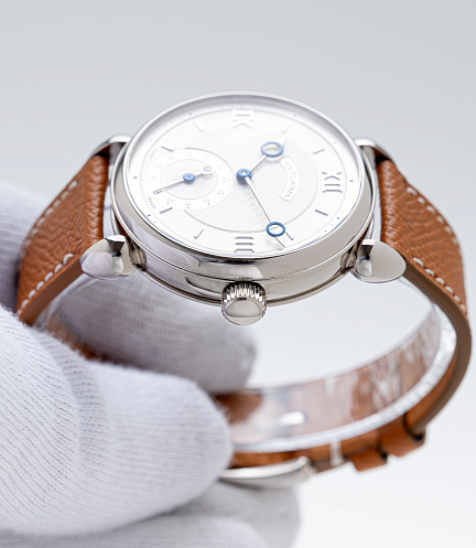 Vingt-8 in White Gold with White DIal