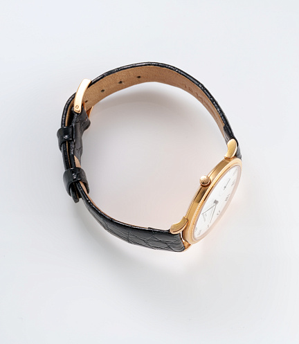 Calatrava with "Clous de Paris" in Rosegold
