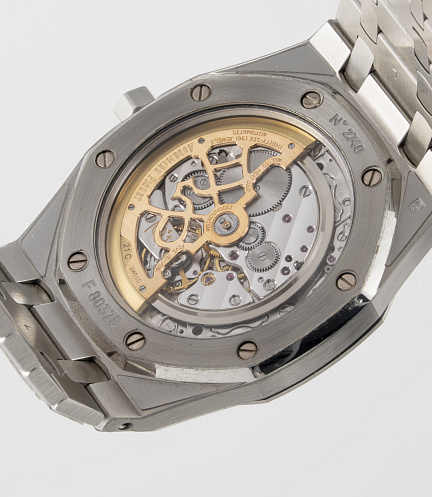Audemars Piguet Royal Oak Jumbo Fresh Service & Archive