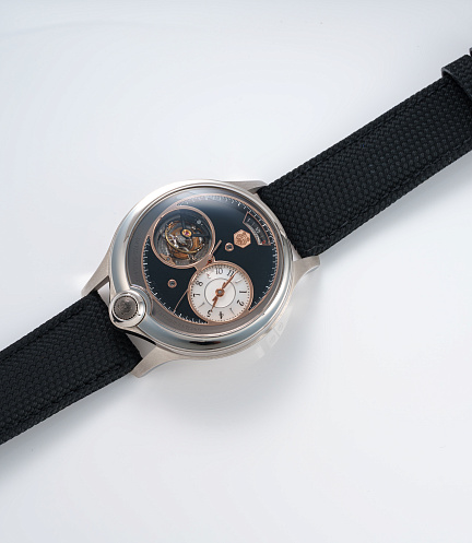 DC1 in Platinum with Onyx Dial and Opal Subdial