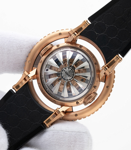 Horological Machinie 7 Aquapod Flying Tourbillon