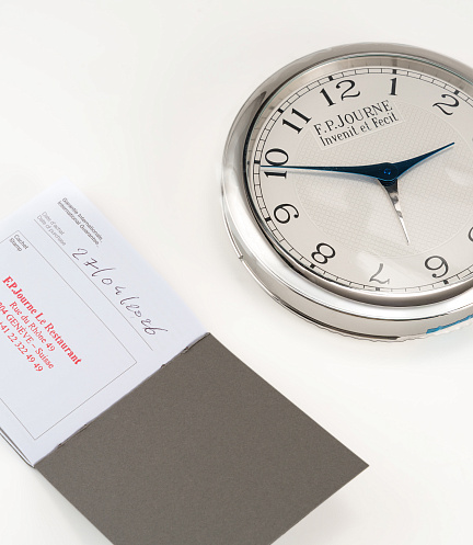 Table Clock
