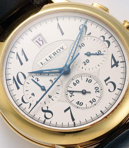 Osmior Chronograph in Yellow Gold