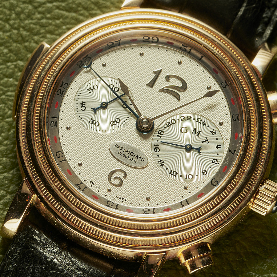 Toric Minute Repeater GMT in Rose Gold