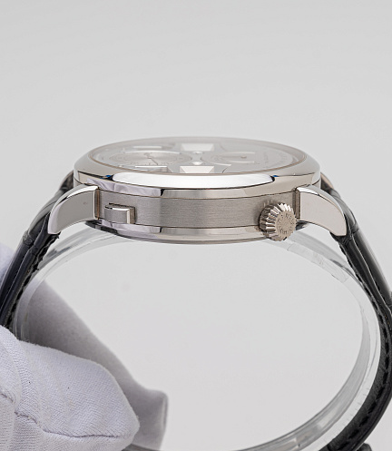 Zeitwerk Striking Time in Platinum