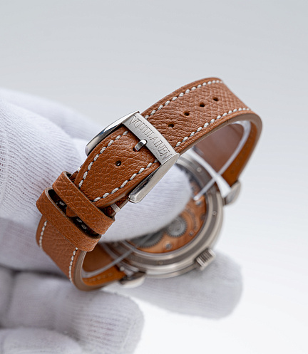 Vingt-8 in White Gold with White DIal