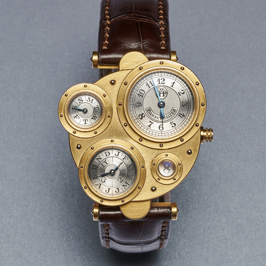 Antiqua in Yellow Gold