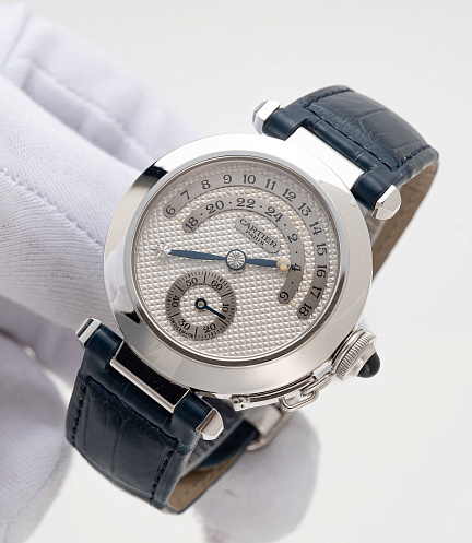 Pasha Jour et Nuit in White Gold by Svend Andersen