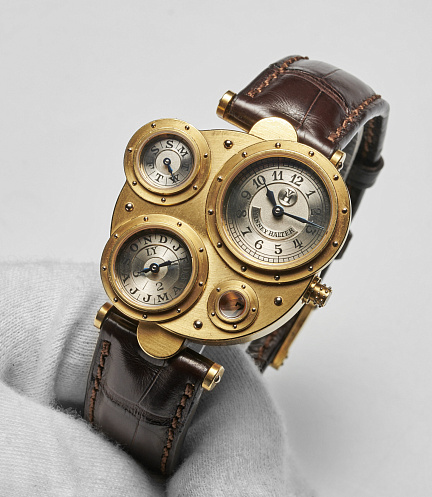 Antiqua in Yellow Gold