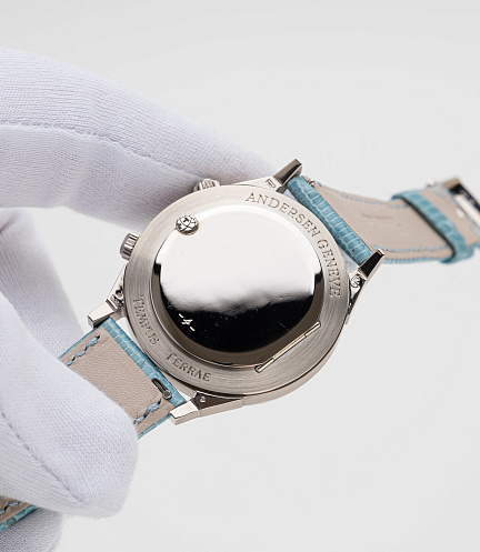 Tempus Terrea Worldtime Aquamarine in White Gold