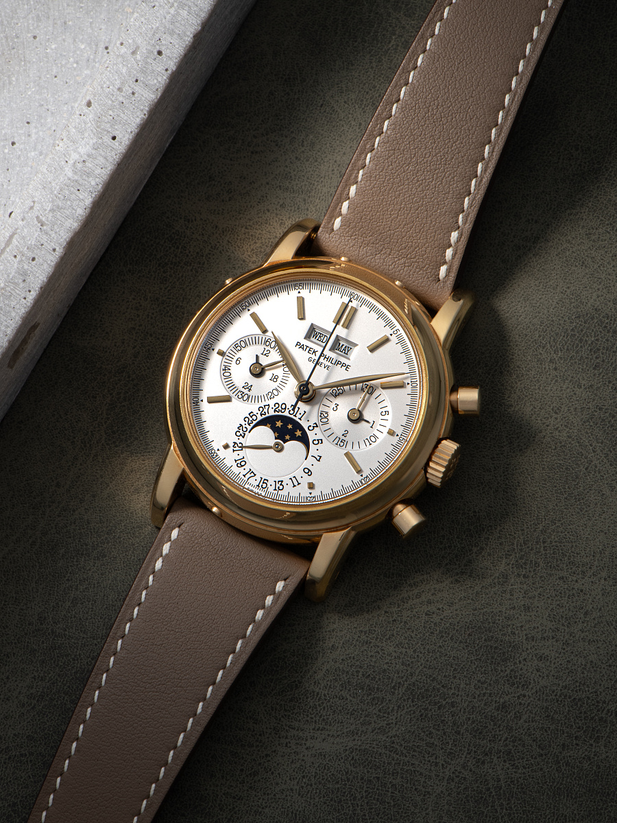 Perpetual Calendar Chronograph in Yellow Gold