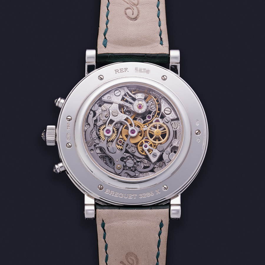 Classique Chronograph in White Gold