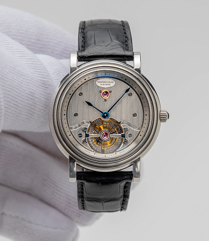 Toric Tourbillon in Platinum