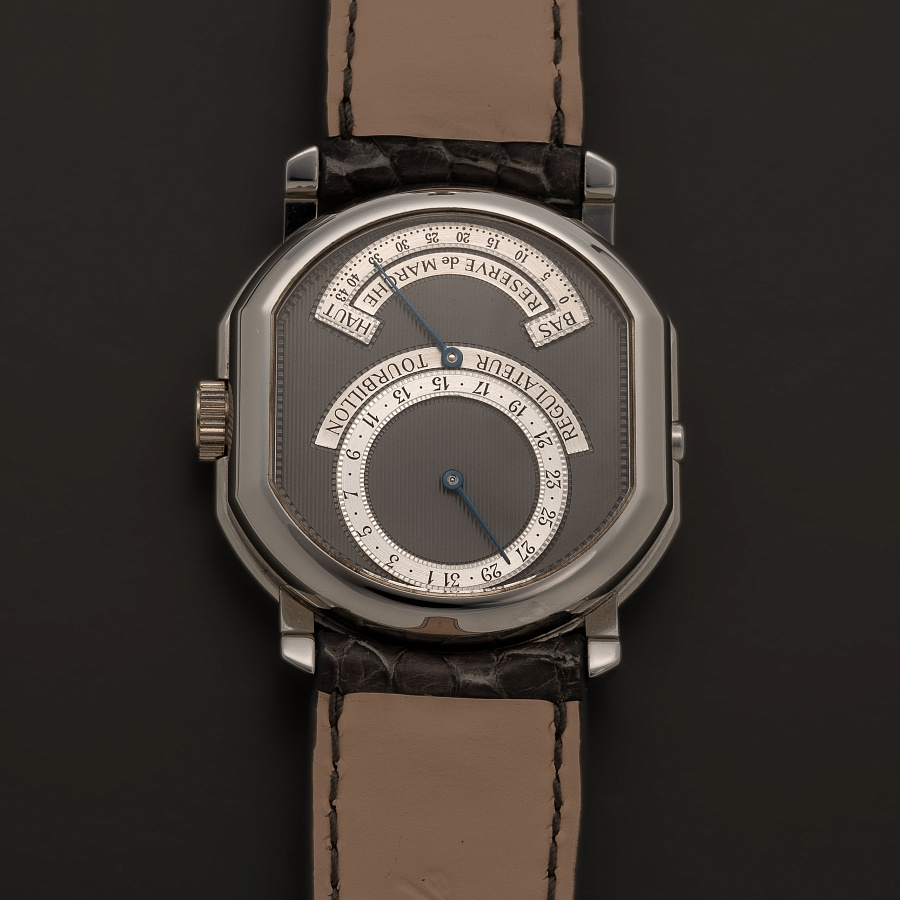 Regulateur Tourbillon in Stainless Steel