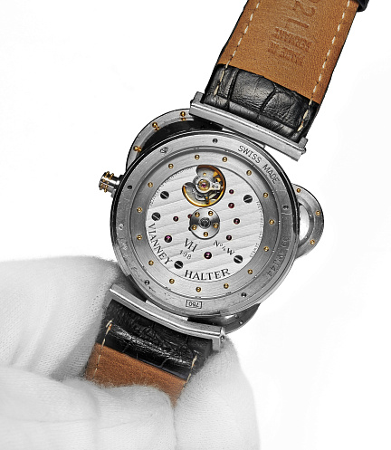 Antiqua in White Gold