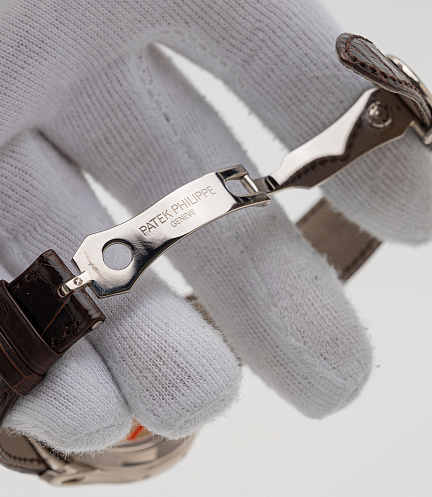 Annual Calendar in White Gold with Salmon Dial Limited to 15 Pieces