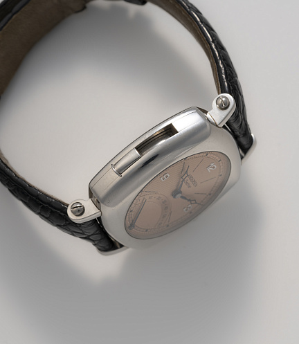Minute Repeater and Retrograde Second in Platinum